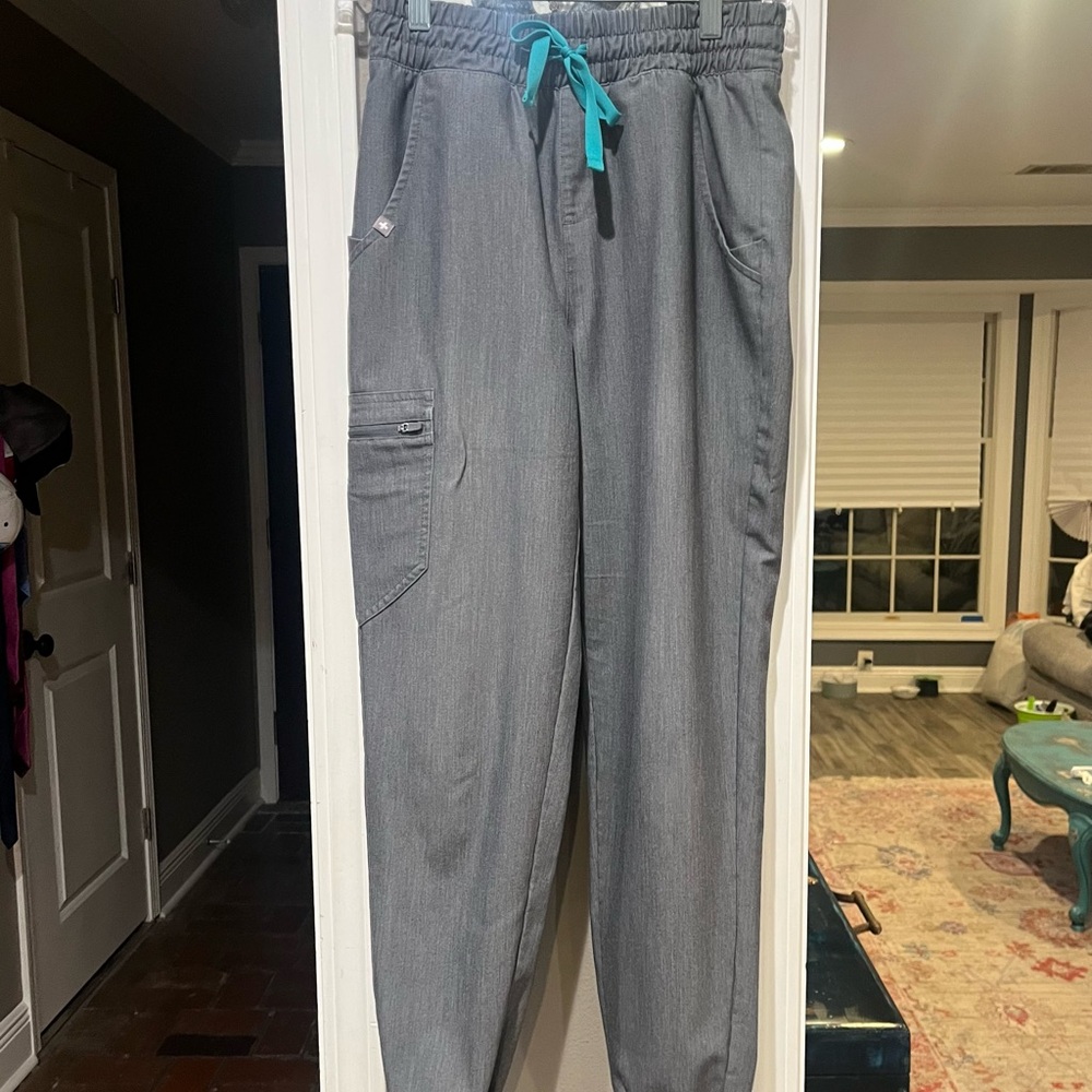 Figs Graphite high waisted Zamora joggers - Picture 2 of 4